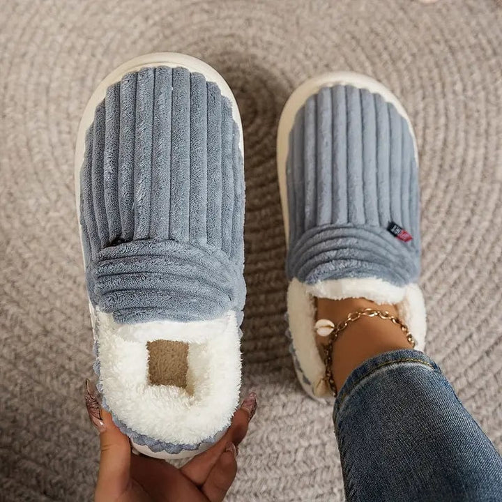LYSSA™ - Chaussons Douillets