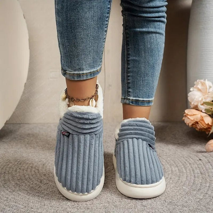 LYSSA™ - Chaussons Douillets