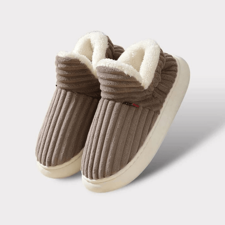 LYSSA™ - Chaussons Douillets