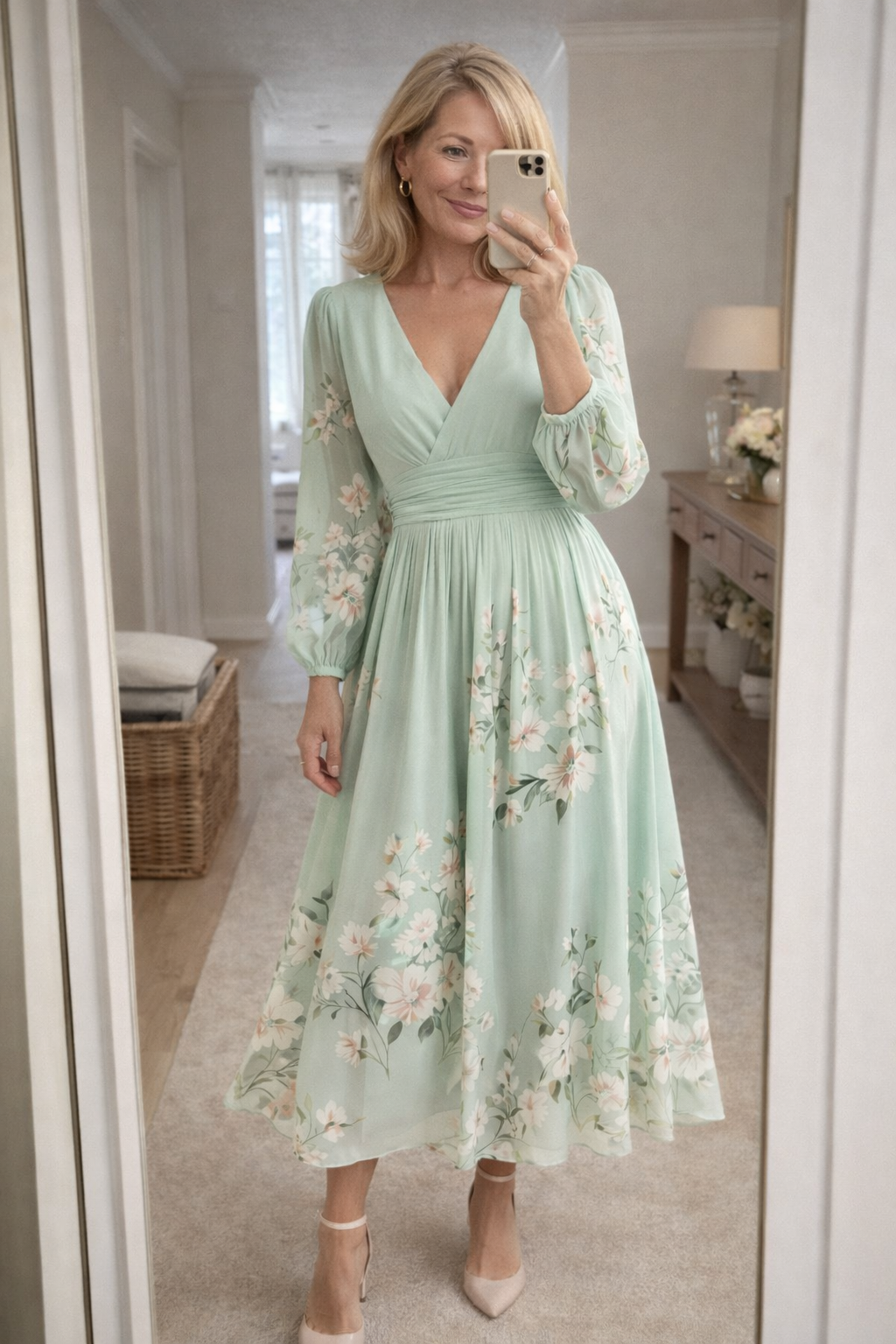 VENIRA | Elegant Midi Dress
