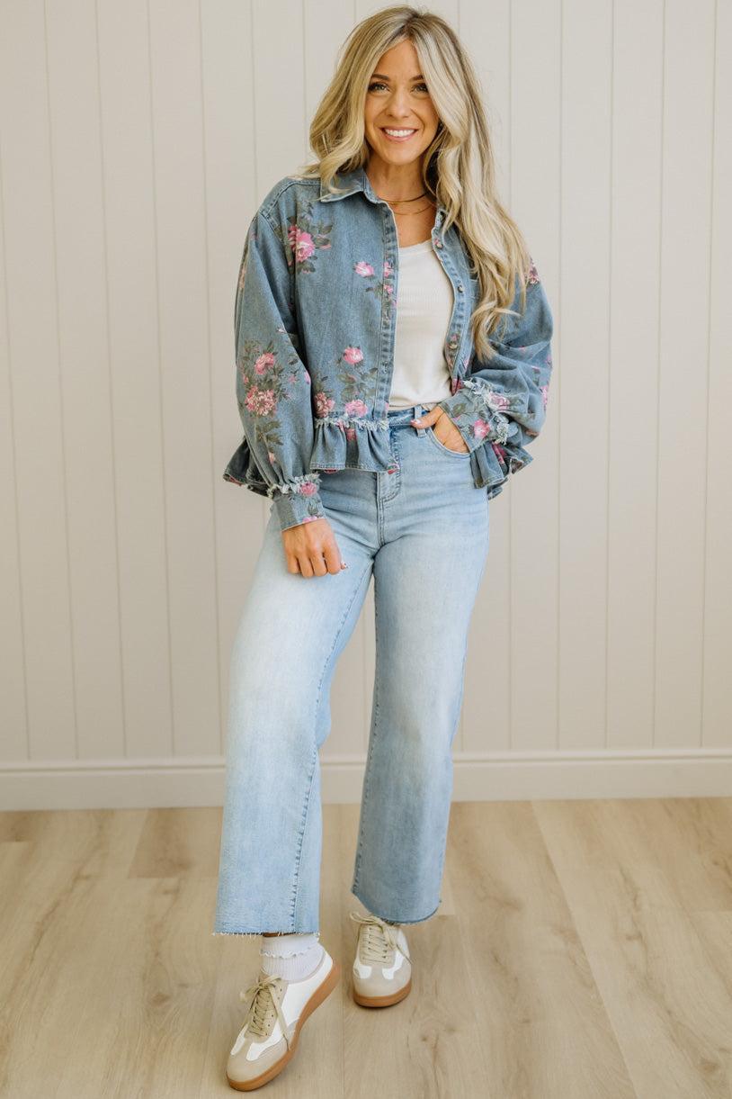 Hazel | Veste en jean à volants et motifs floraux