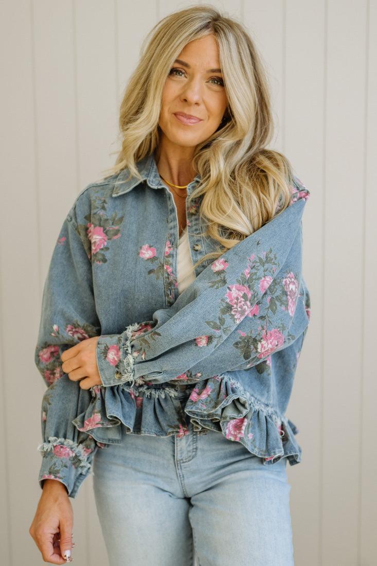 Hazel | Veste en jean à volants et motifs floraux