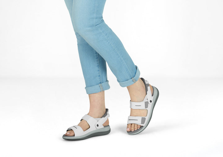 Luna - Lightweight Comfort Sandal for Active Summer Adventures