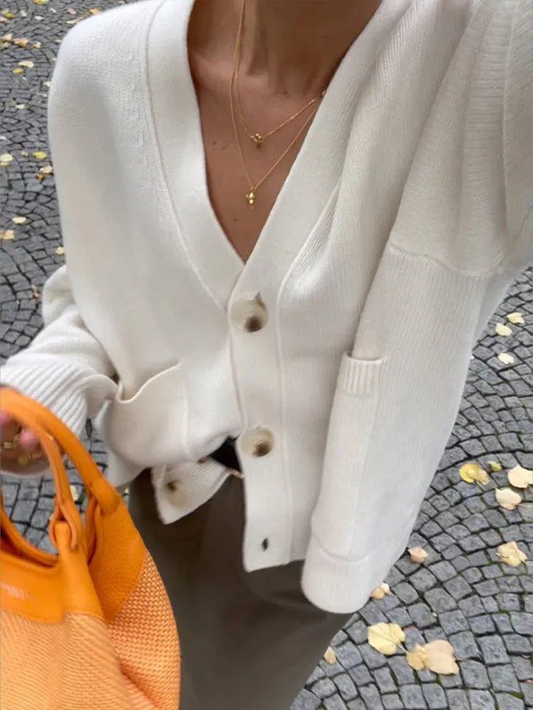 JULIETTE™ - Cardigan en maille à col en V