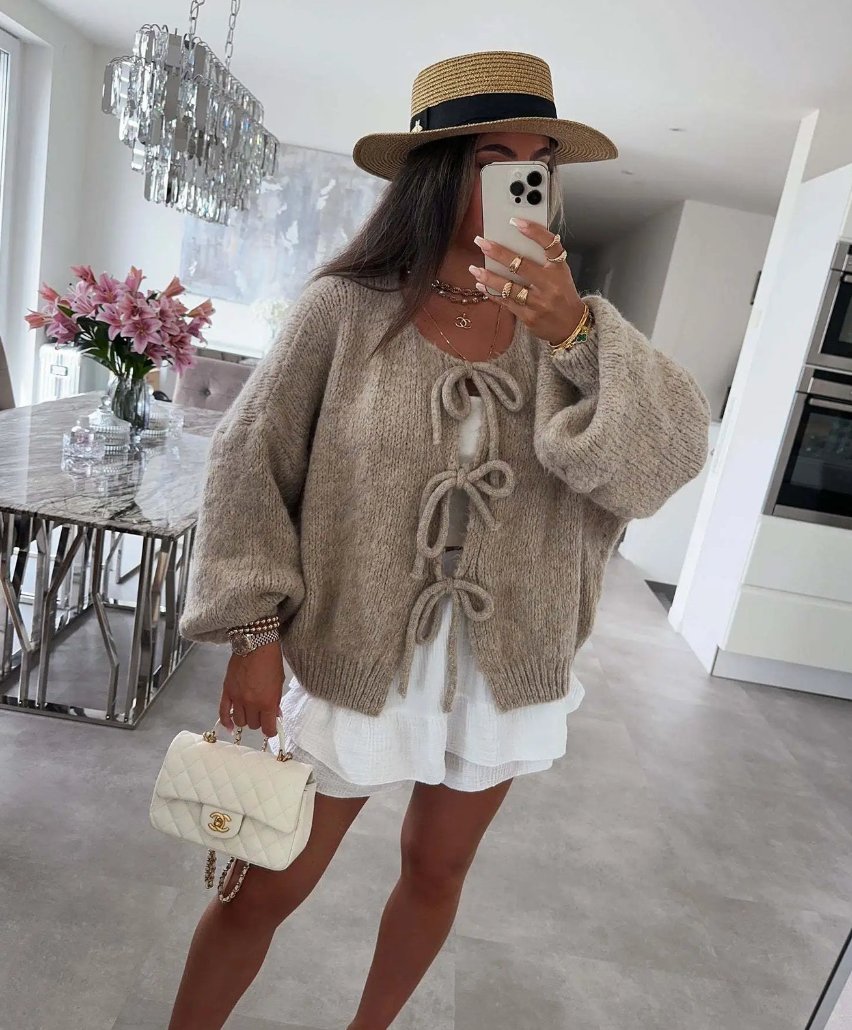 Eva | Cardigan à Nœud en Maille