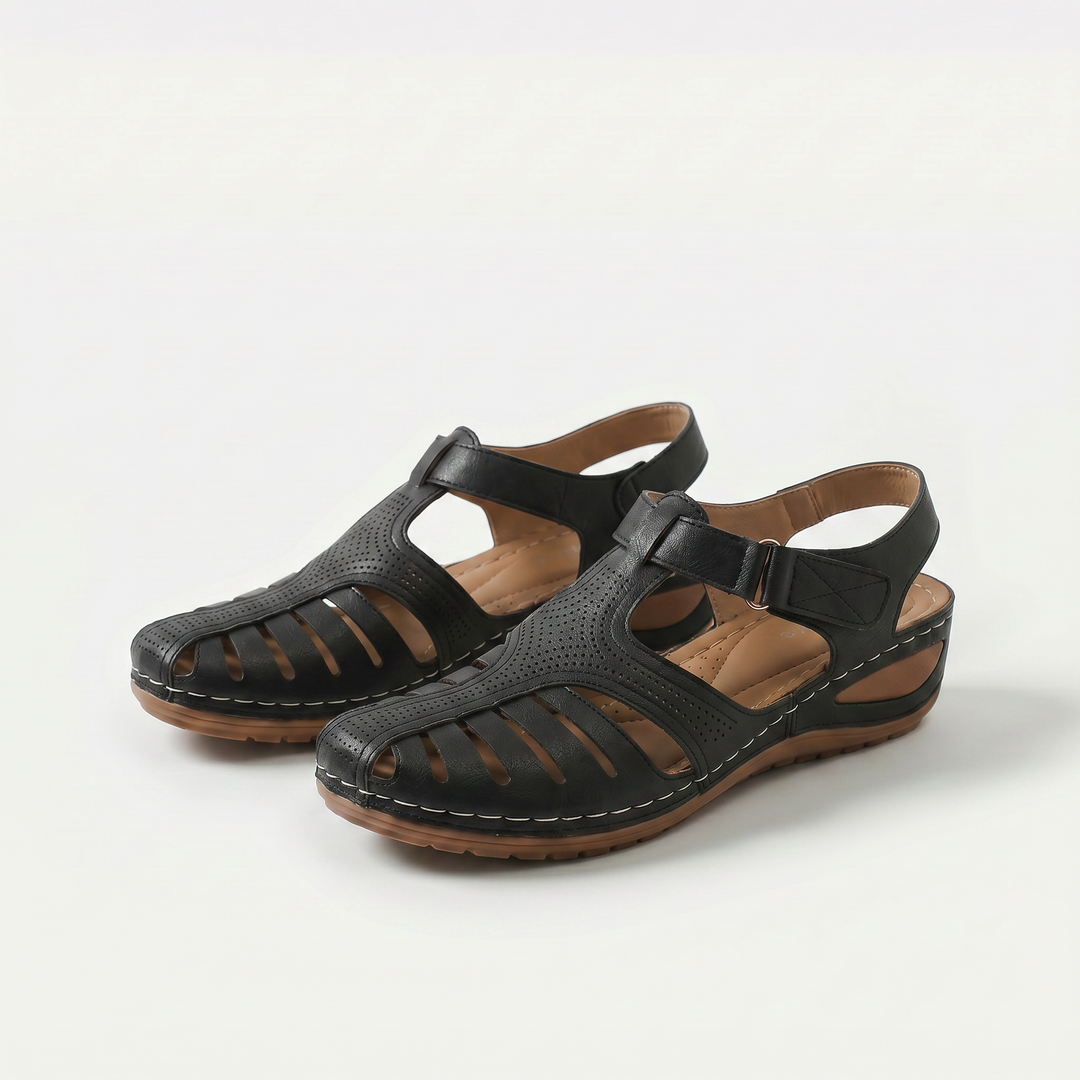 Leni – Cozy Sandals with Subtle Lift