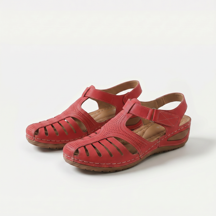 Leni – Cozy Sandals with Subtle Lift