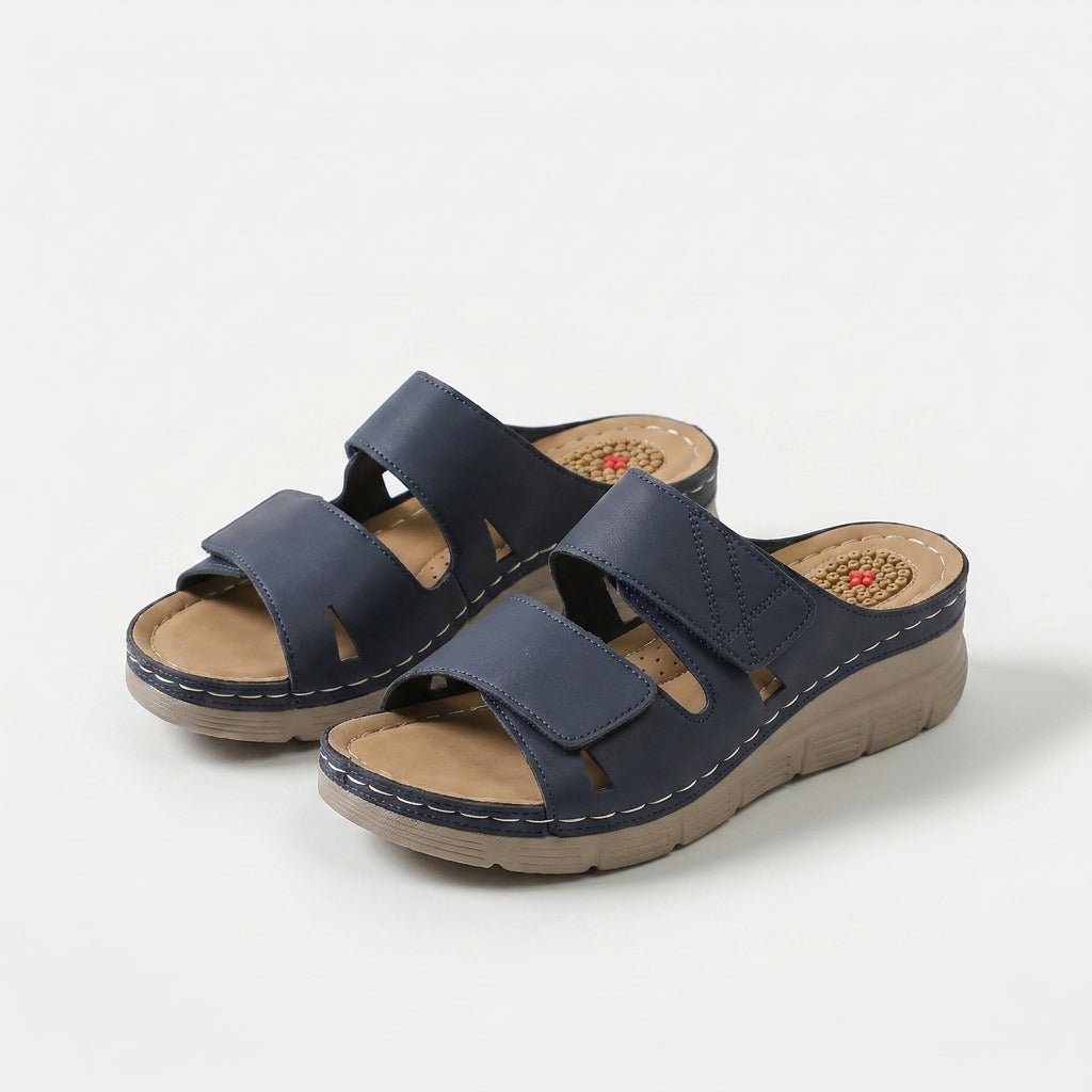 Dalia - Relaxing Sandal with Massage Footbed