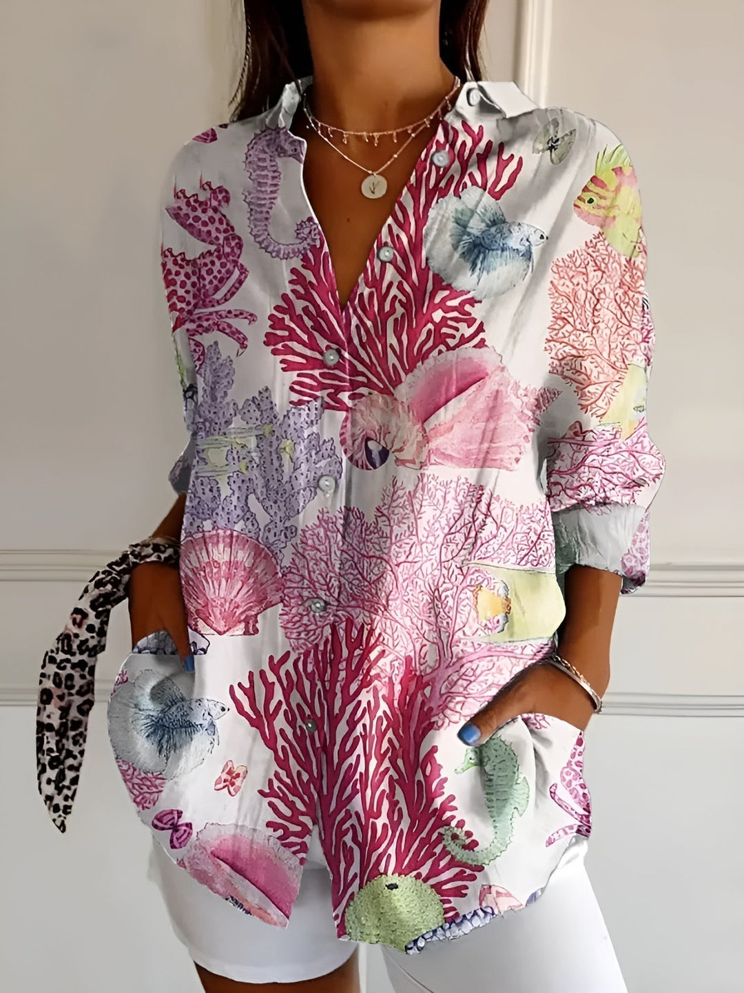 MELODIE™ – Chemise Boutonnée Fleurie et Élégante